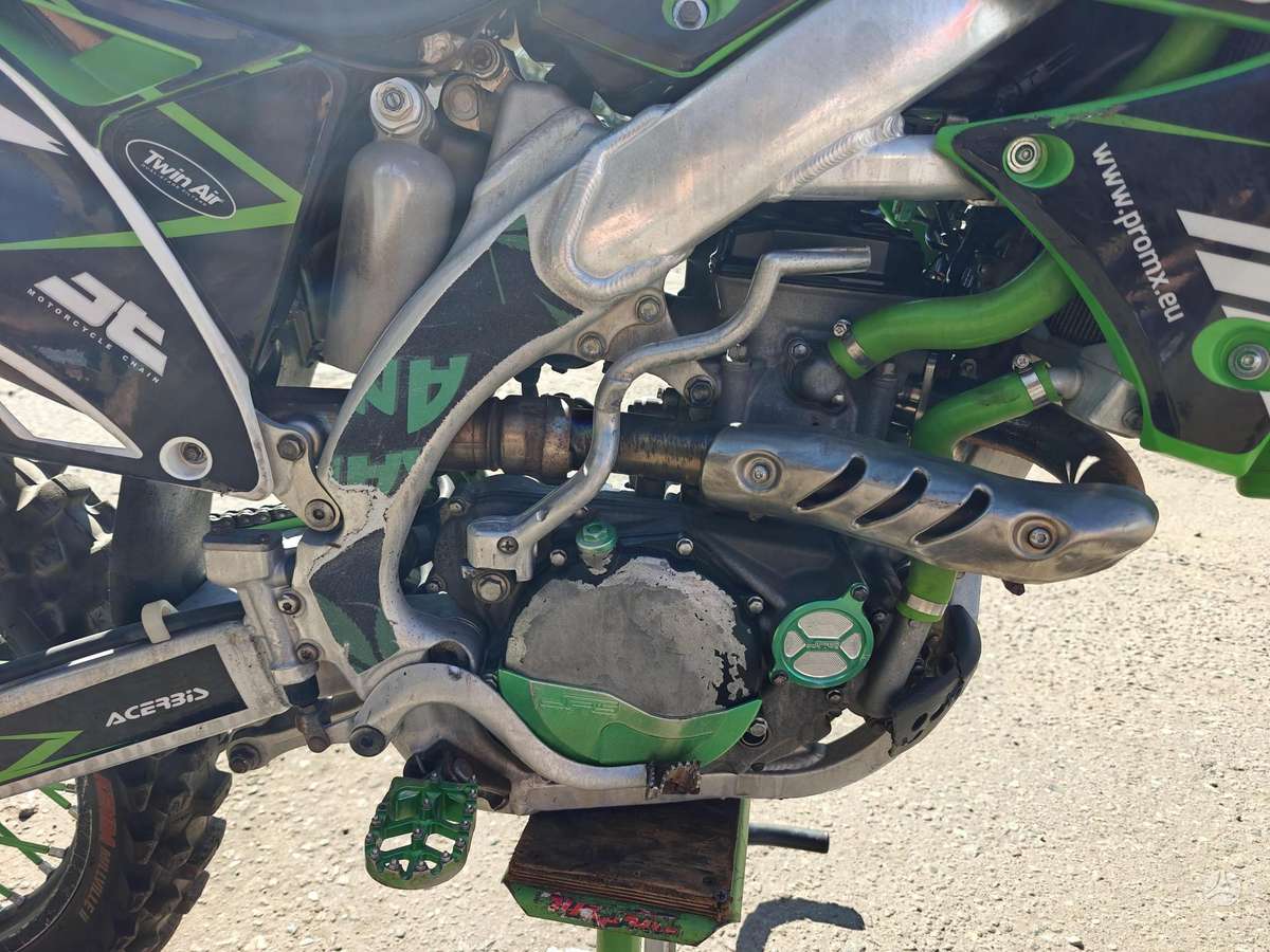 Kawasaki KXF 2012 — photo 6