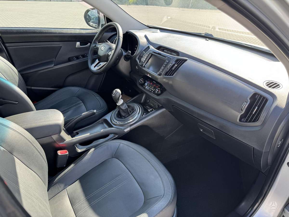 Kia Sportage 2011 — фото 22