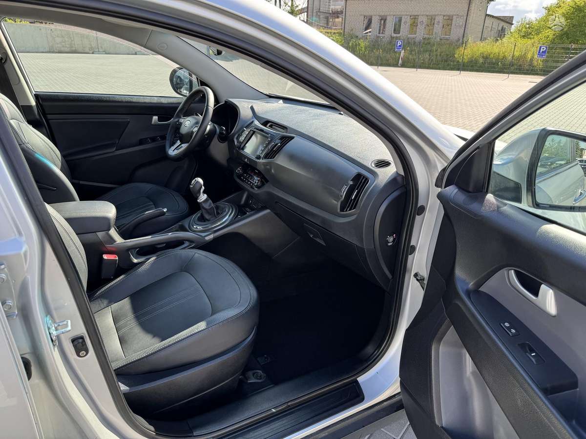 Kia Sportage 2011 — фото 23