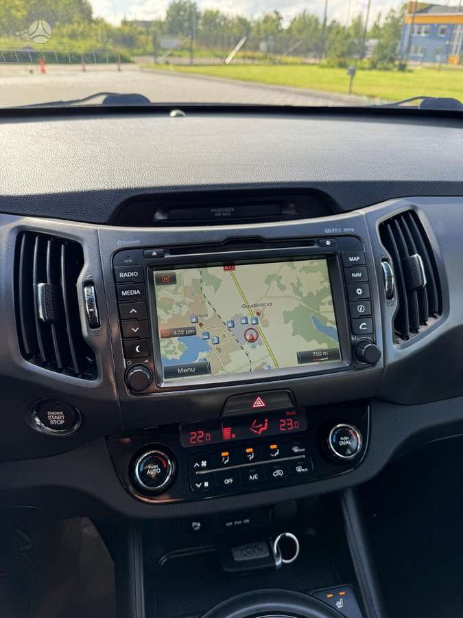 Kia Sportage 2011 — фото 28