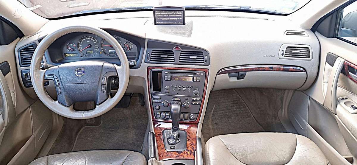 Volvo XC70 2006 — photo 14
