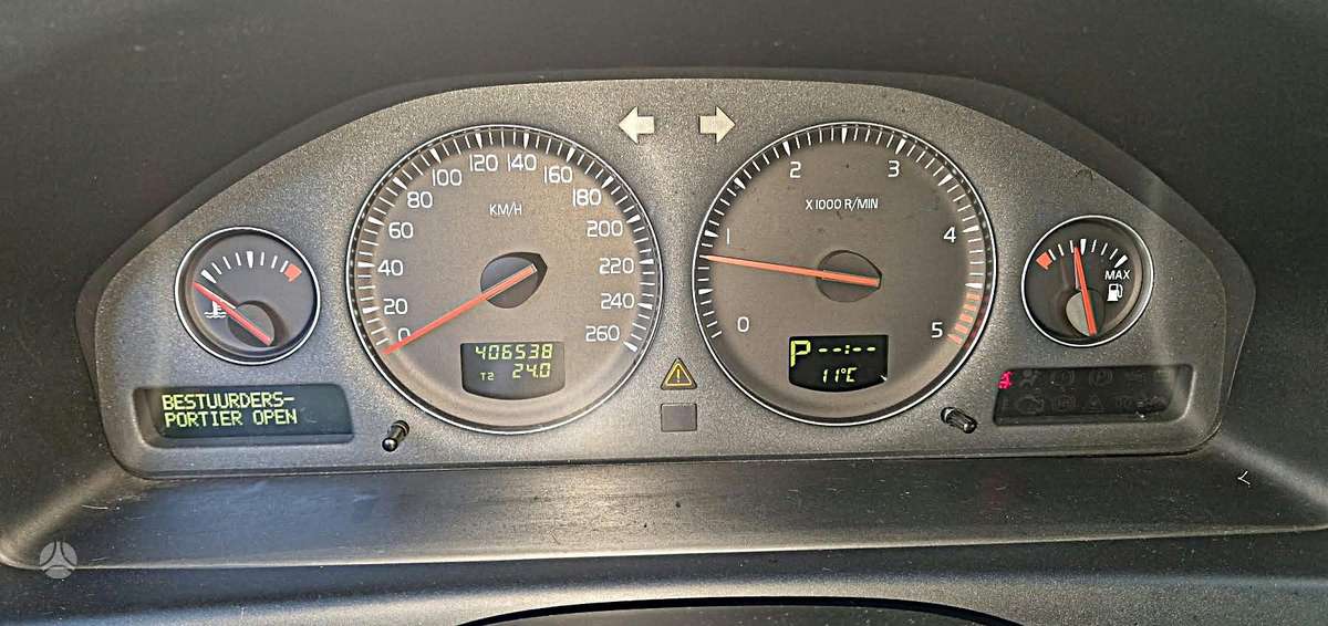 Volvo XC70 2006 — photo 17