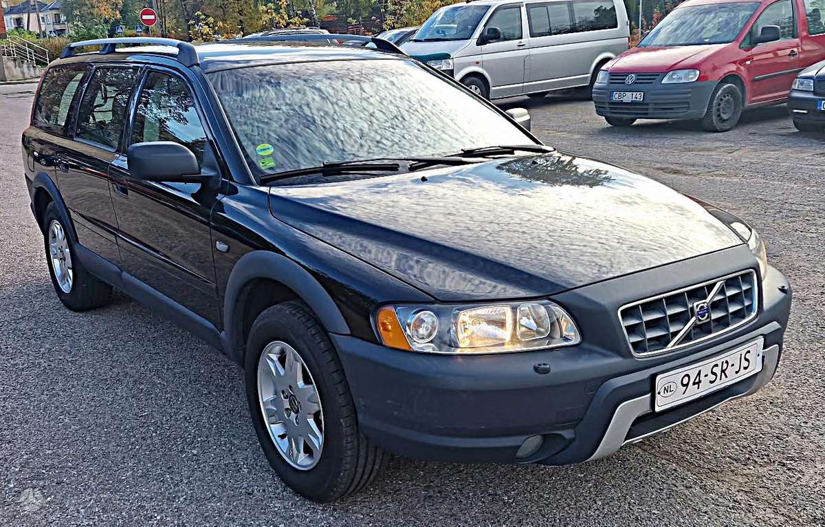 Volvo XC70 2006 — rear view