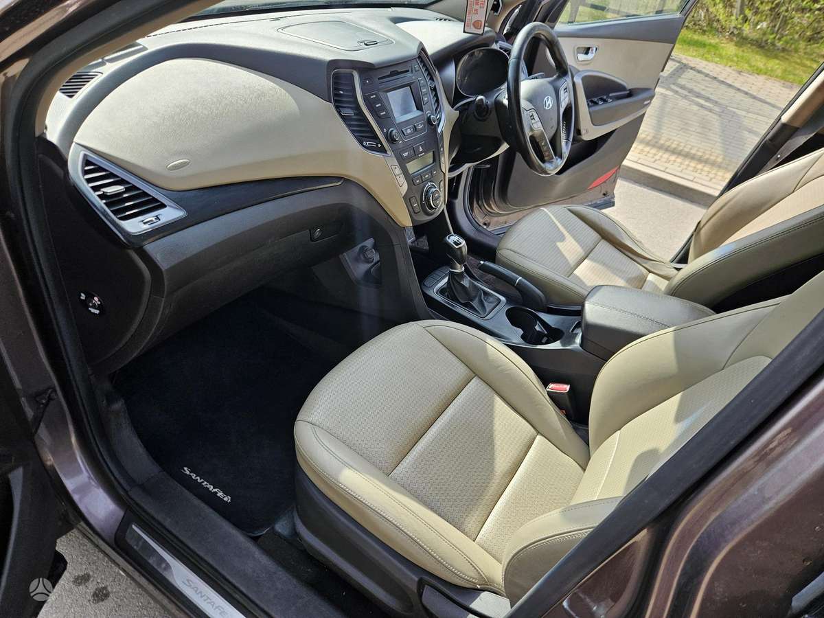 Hyundai Grand 2013 — photo 10