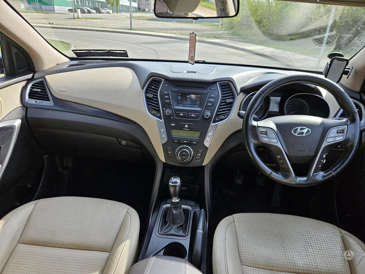 Hyundai Grand 2013 — photo 11