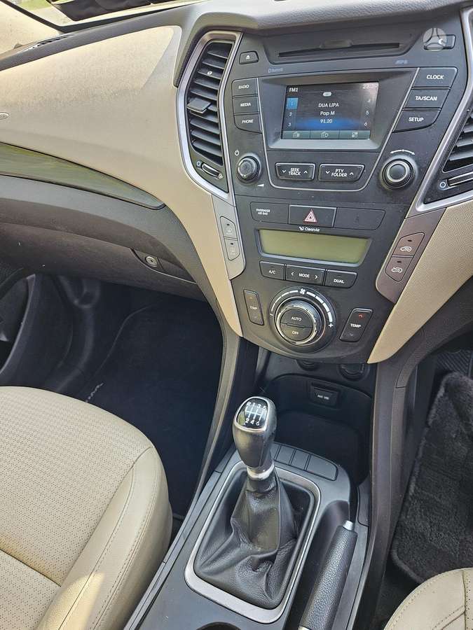 Hyundai Grand 2013 — photo 16