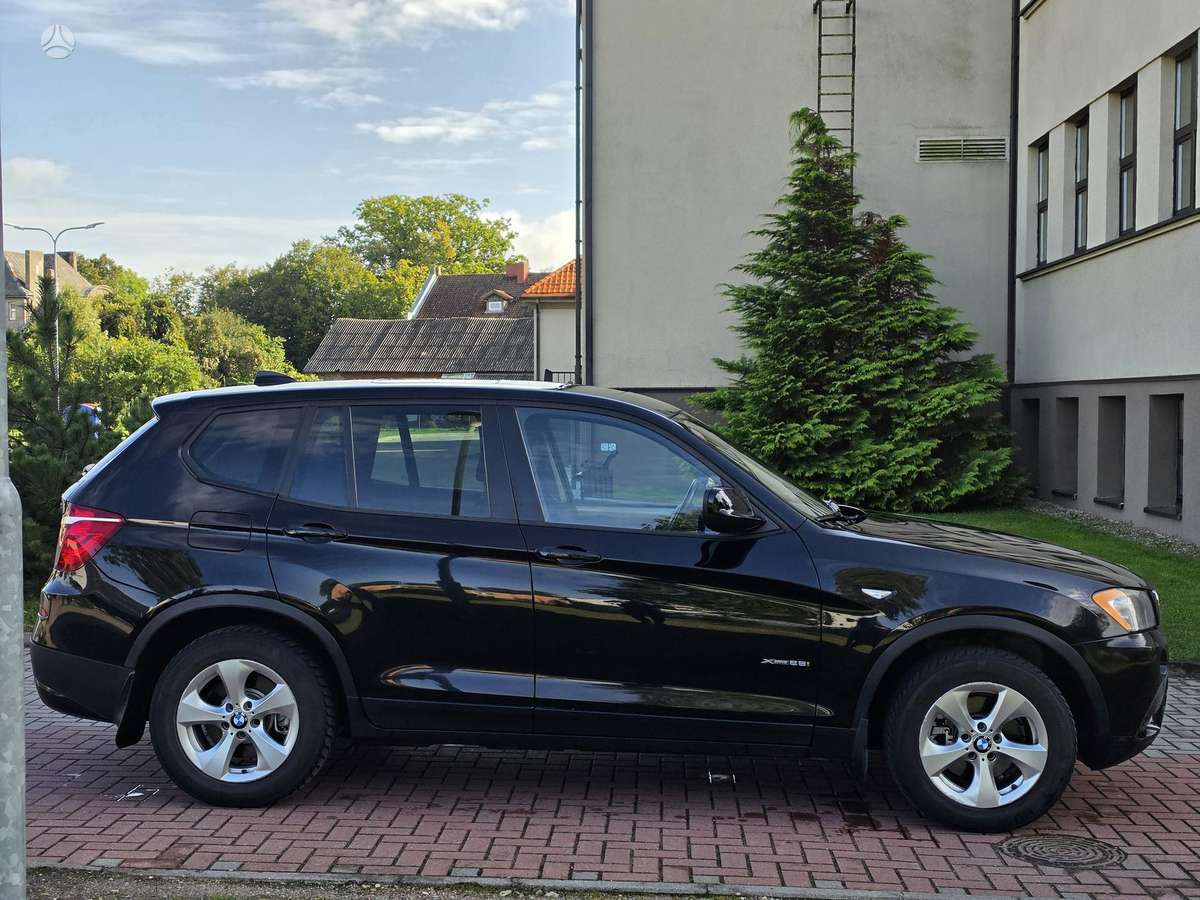 BMW X3 2012 — фото 11