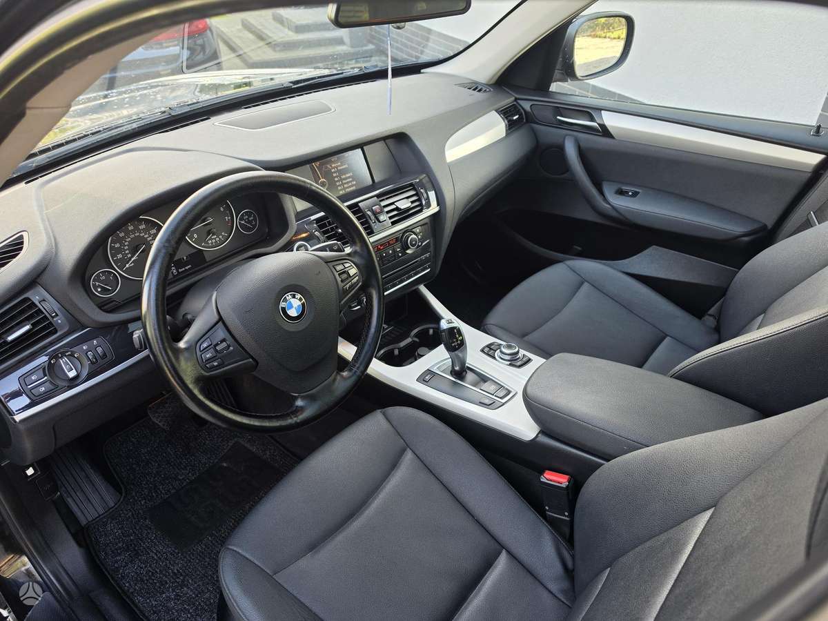 BMW X3 2012 — фото 24