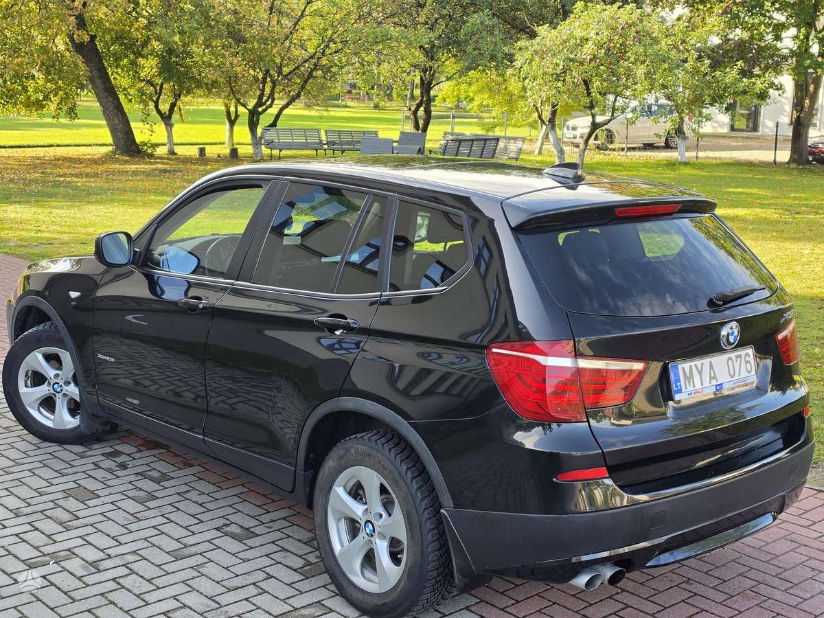 BMW X3 2012 — двигун 2996 cm³, 258 HP (190kW)