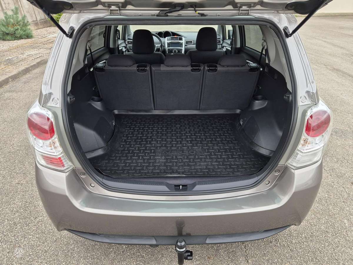 Toyota Verso 2015 — photo 13