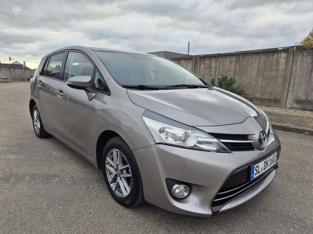 Toyota Verso 2015 — photo 6