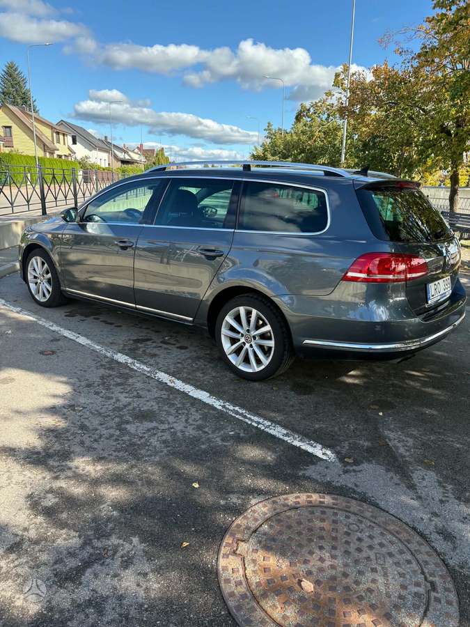 Volkswagen Passat 2013 — photo 10