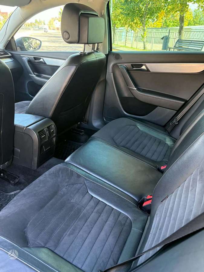Volkswagen Passat 2013 — photo 14