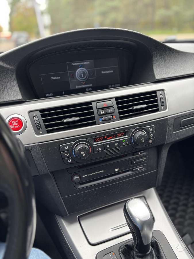 BMW 320 2006 — photo 11