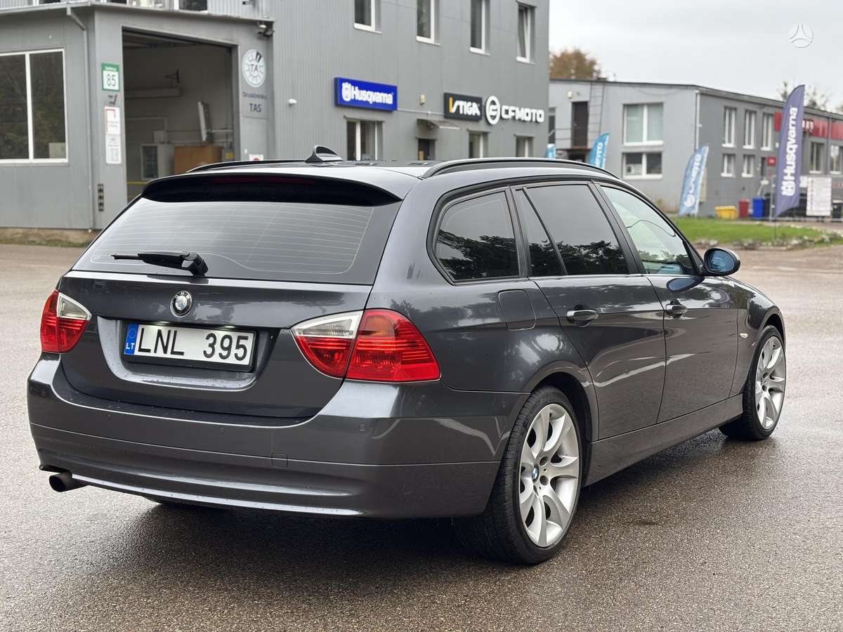BMW 320 2006 — photo 7