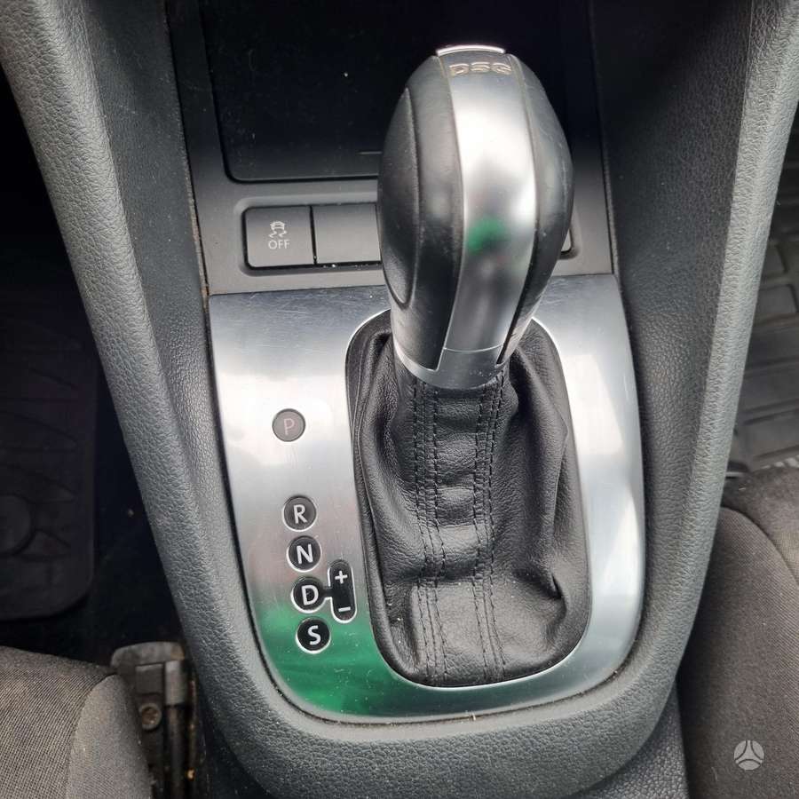 Volkswagen Golf 2011 — photo 14