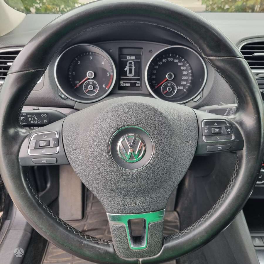 Volkswagen Golf 2011 — photo 15