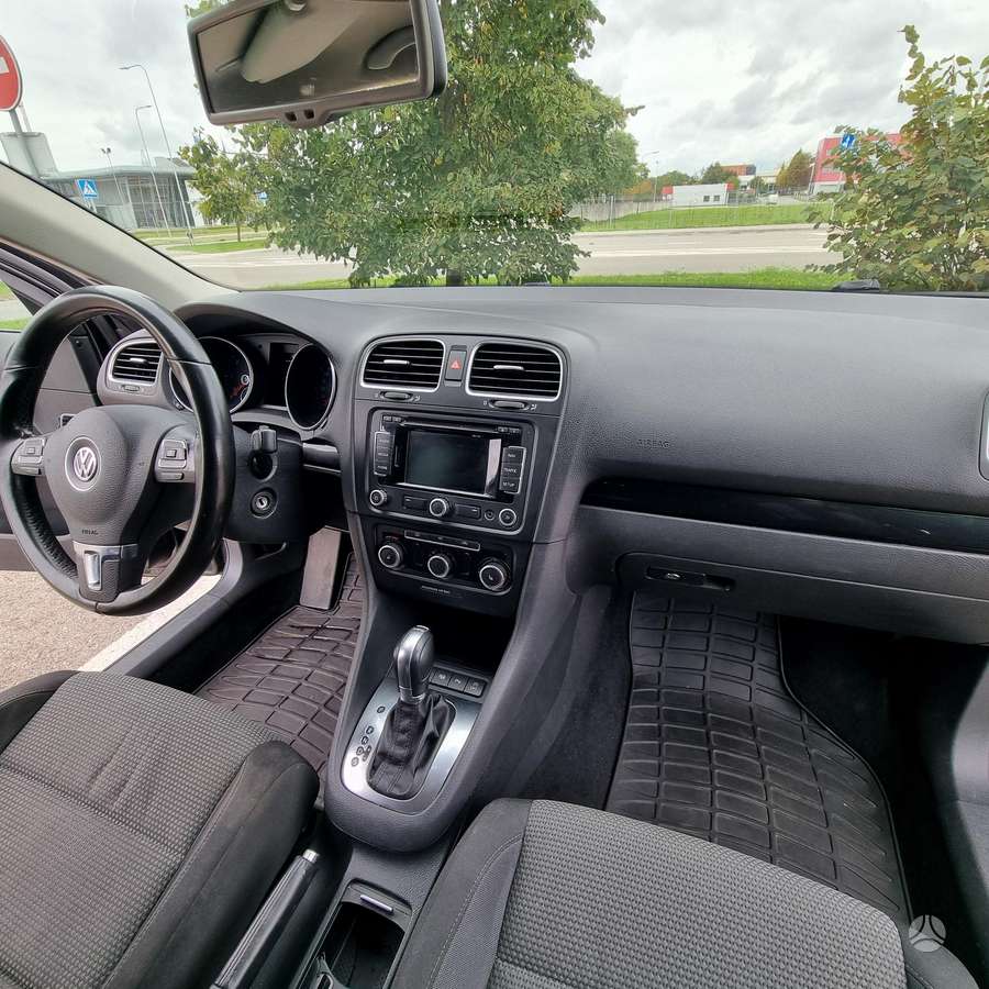 Volkswagen Golf 2011 — photo 7