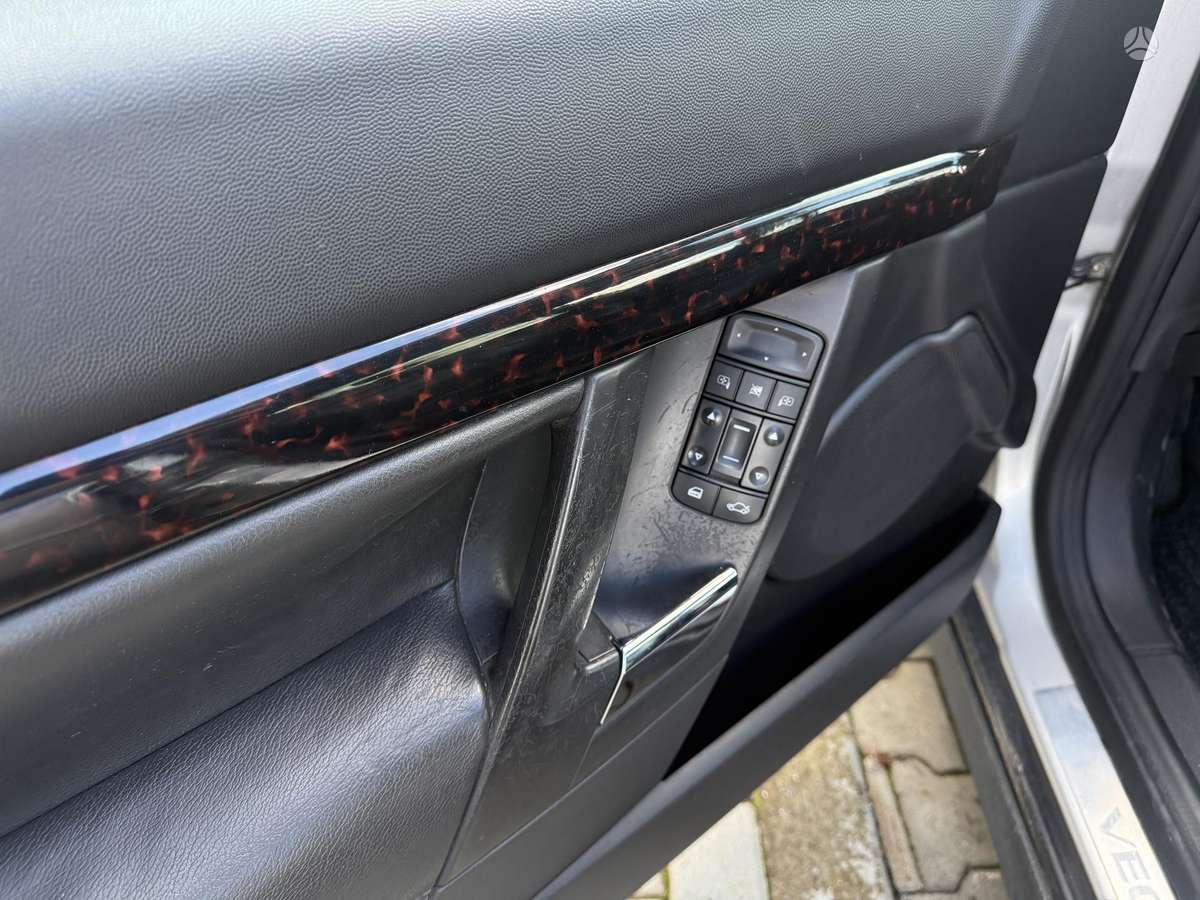 Opel Vectra 2004 — photo 10