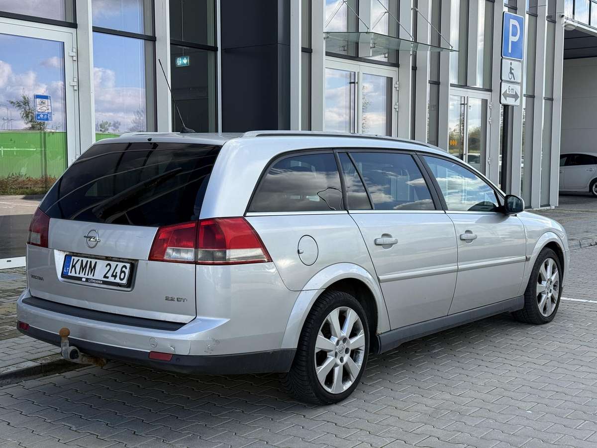 Opel Vectra 2004 — engine 2171 cm³, 125 HP (92kW)