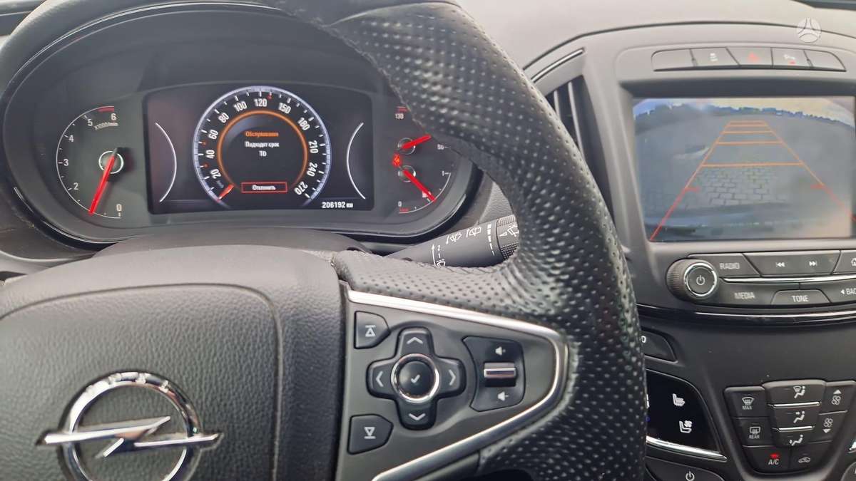 Opel Insignia 2013 — photo 11