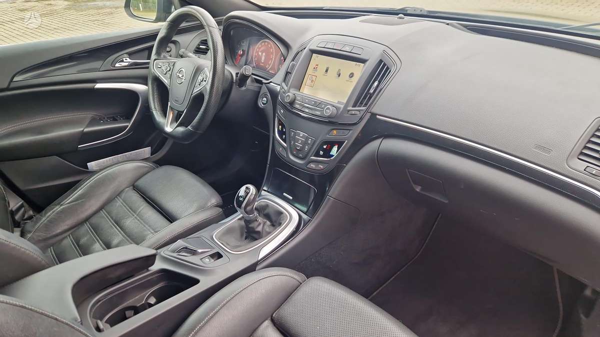 Opel Insignia 2013 — photo 15