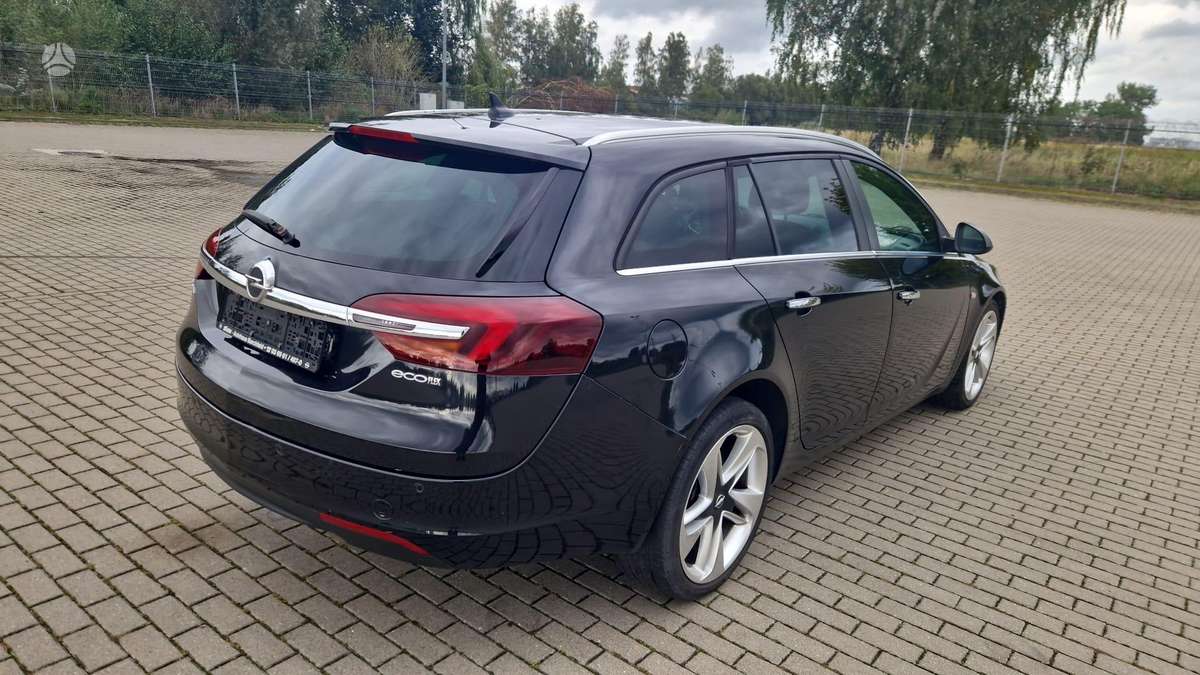 Opel Insignia 2013 — interior