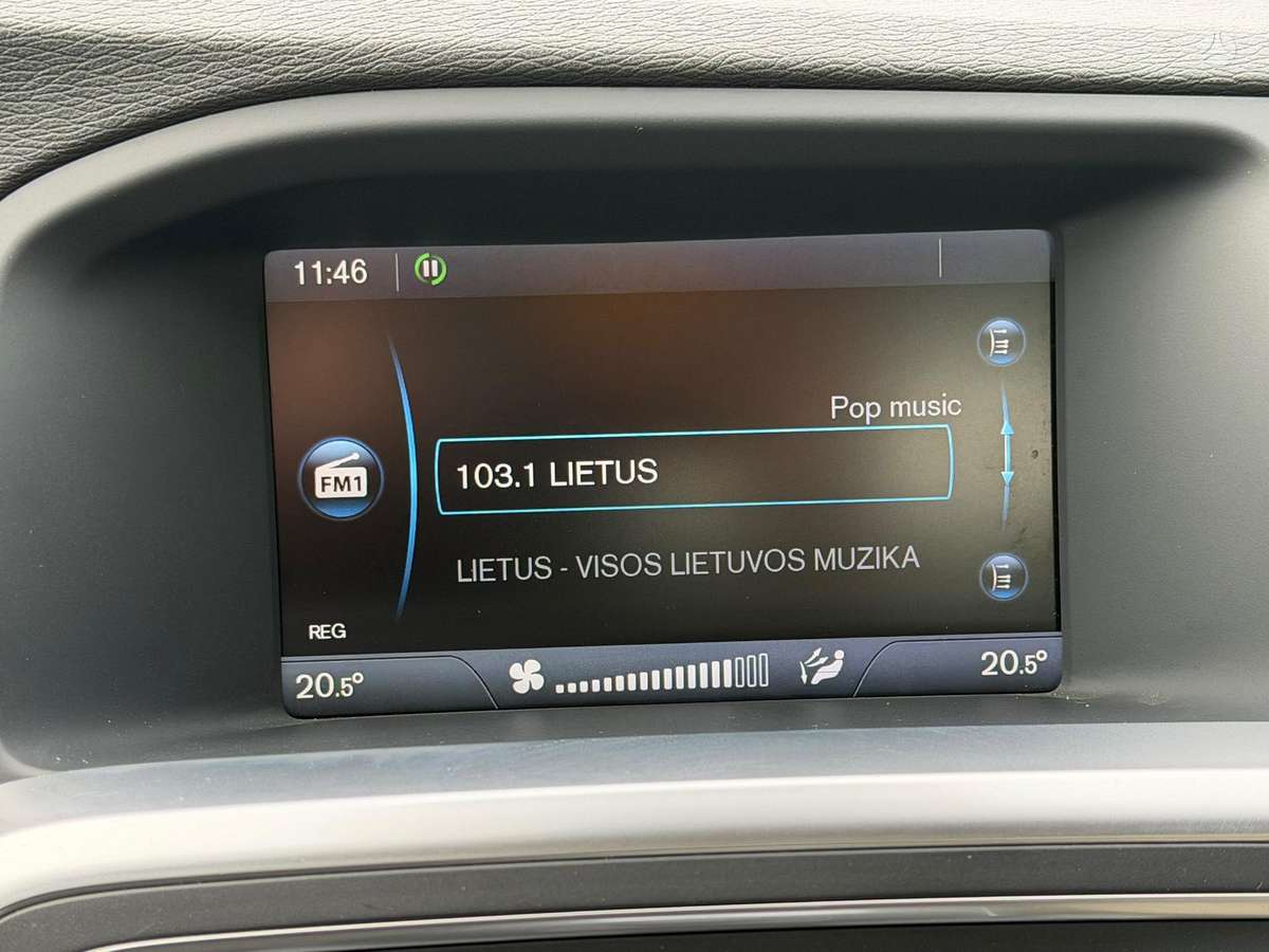Volvo V60 2011 — photo 12
