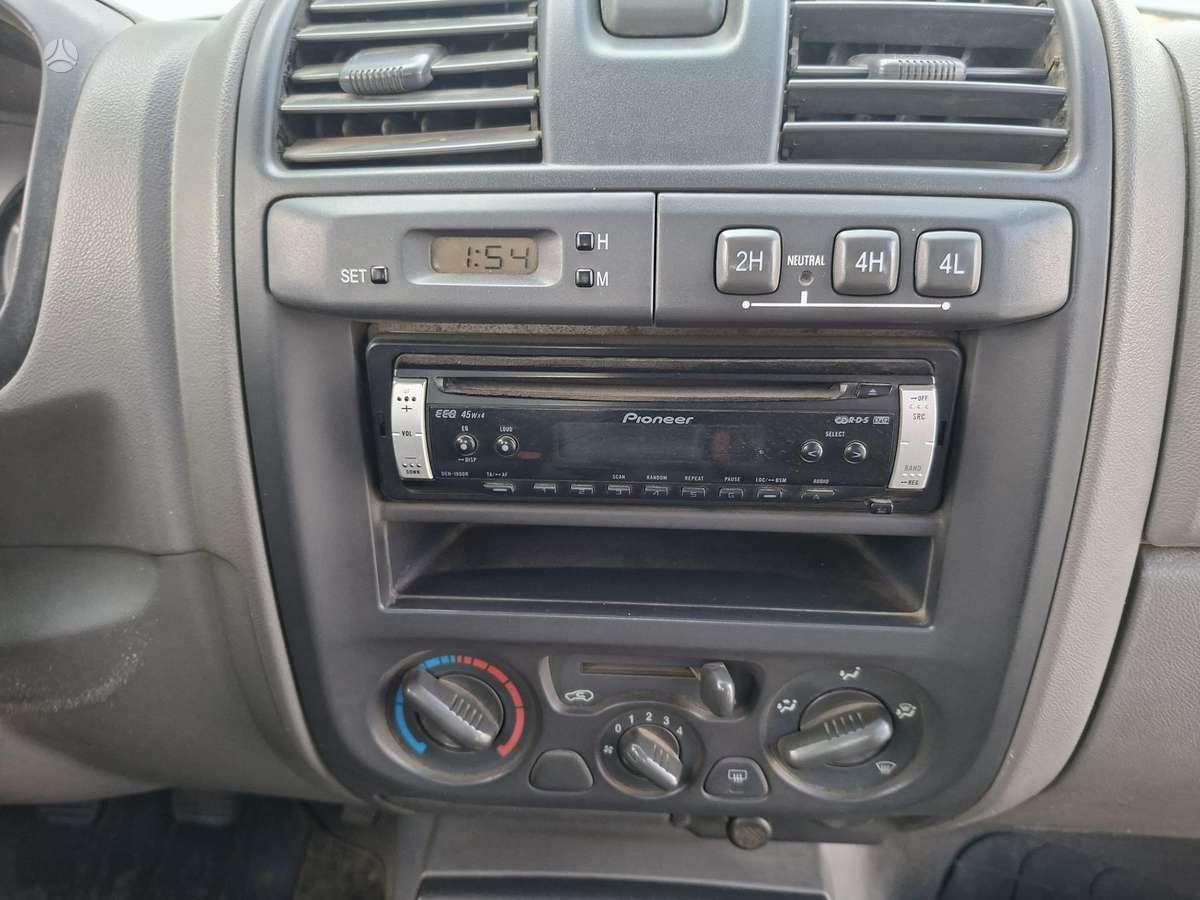 Isuzu TF 2006 — photo 19