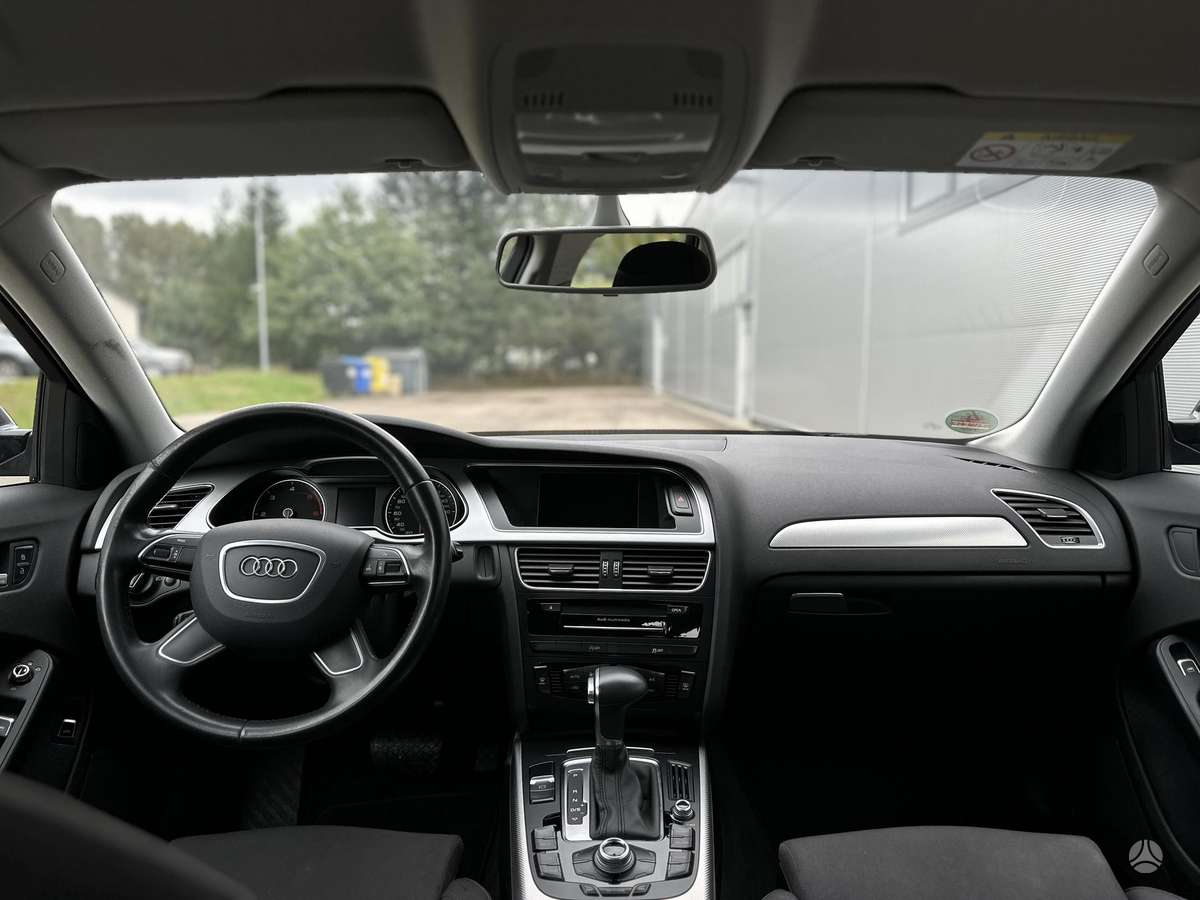 Audi A4 2015 — photo 16