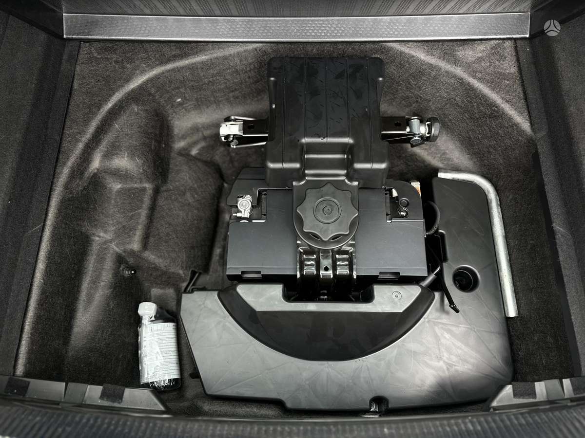 Audi A4 2015 — photo 23