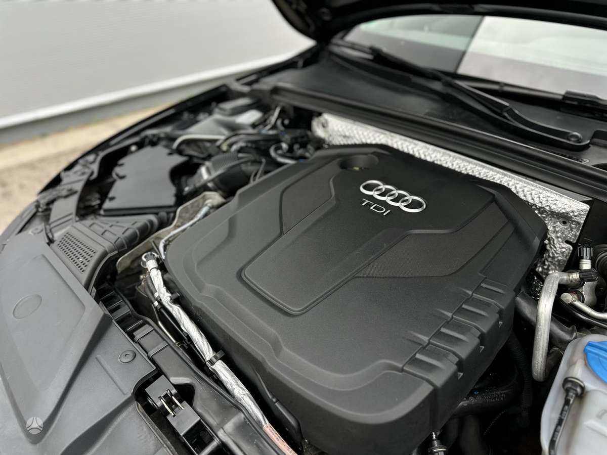 Audi A4 2015 — photo 24