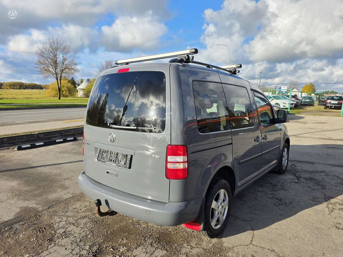 Volkswagen Caddy 2013 — interior
