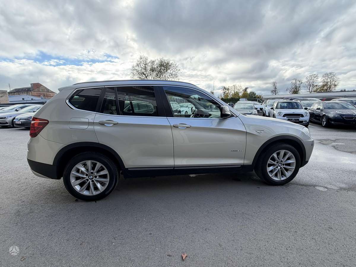 BMW X3 2012 — photo 10