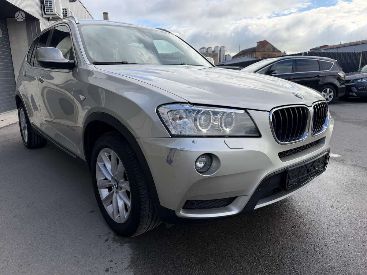 BMW X3 2012 — photo 12