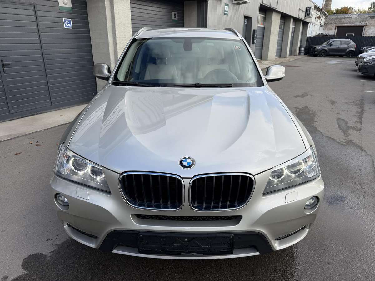 BMW X3 2012 — photo 13