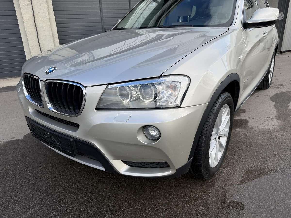 BMW X3 2012 — photo 14