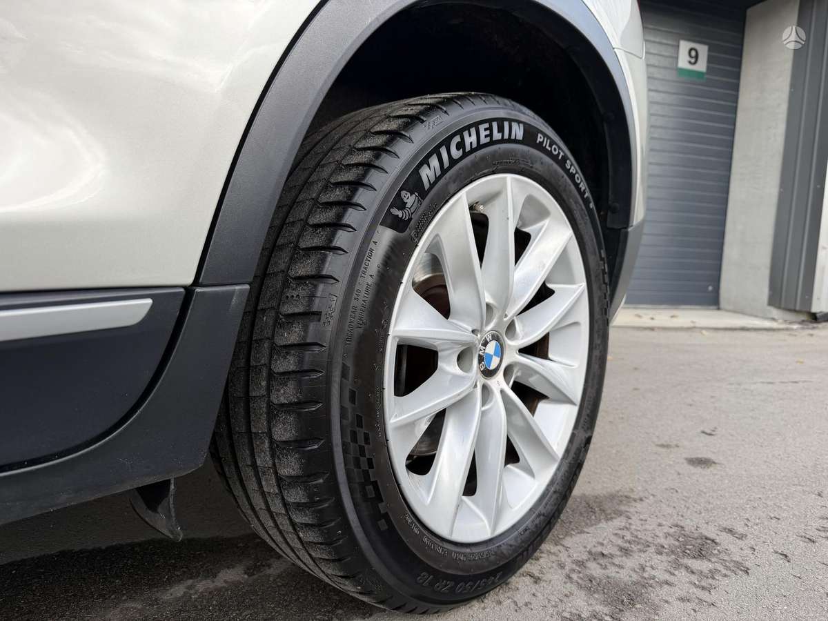 BMW X3 2012 — photo 16