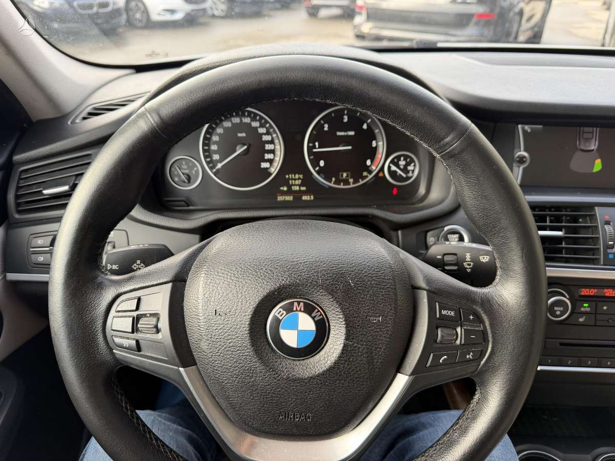 BMW X3 2012 — photo 17