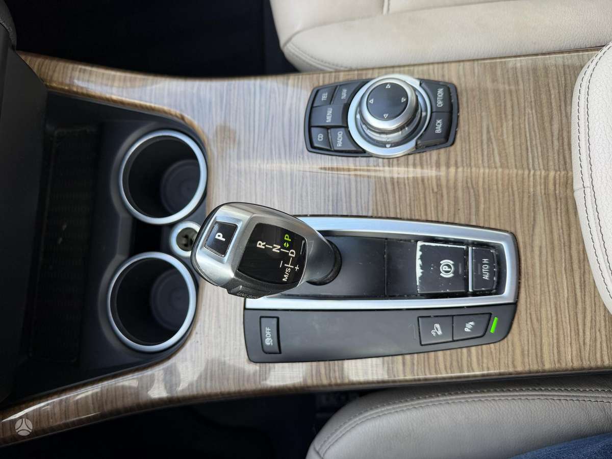 BMW X3 2012 — photo 22