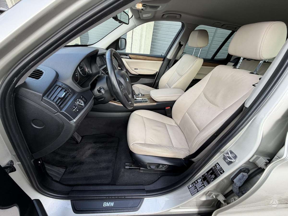 BMW X3 2012 — photo 24