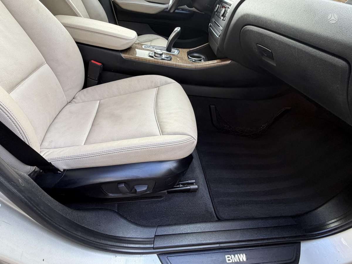 BMW X3 2012 — photo 29