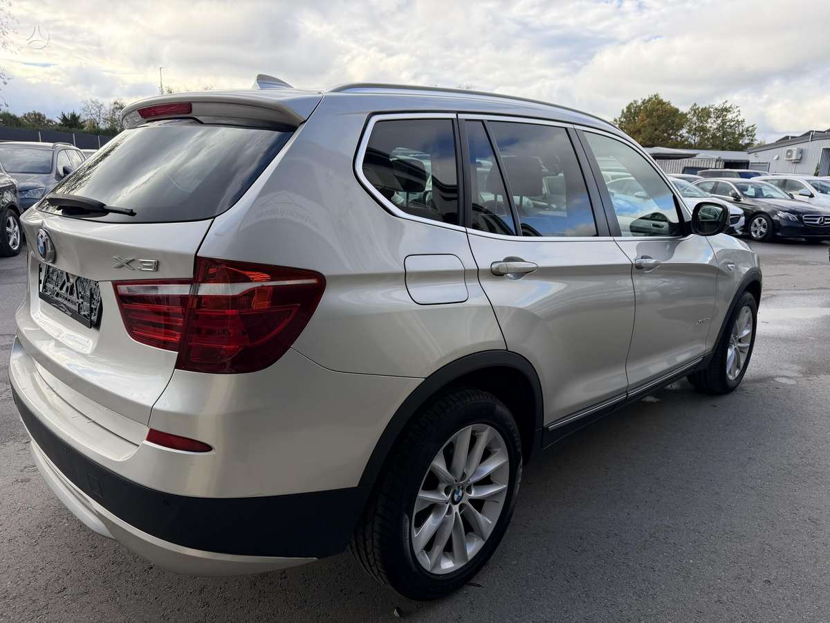 BMW X3 2012 — photo 9