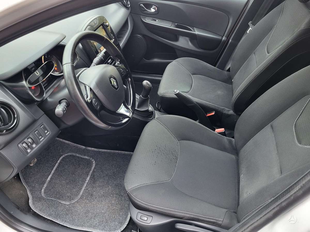 Renault Clio 2014 — фото 11