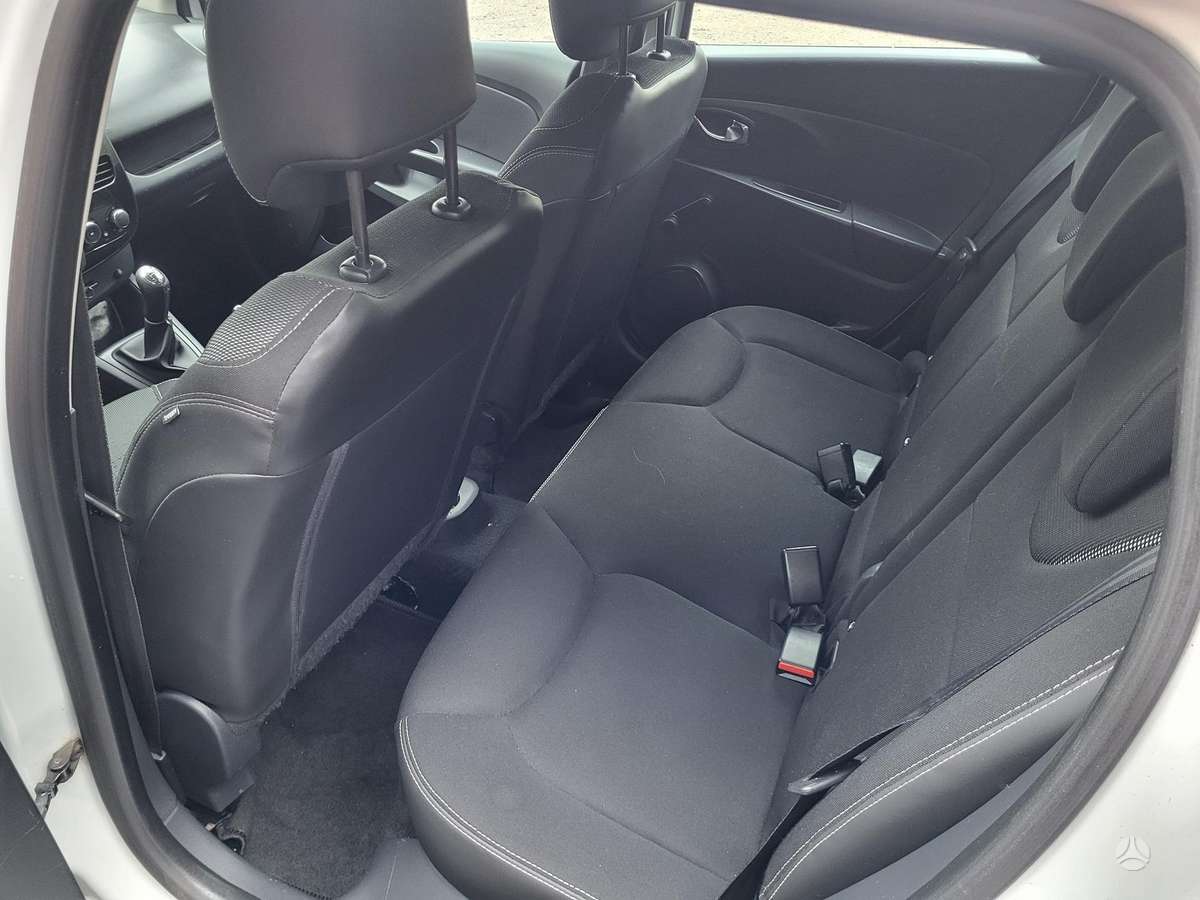 Renault Clio 2014 — фото 13