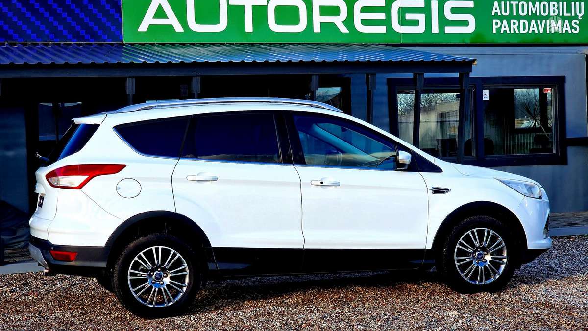 Ford Kuga 2013 — engine 2000 cm³, 140 HP (103kW)