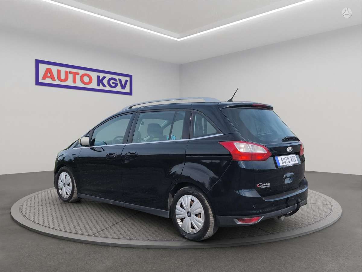 Ford Grand 2012 — interior