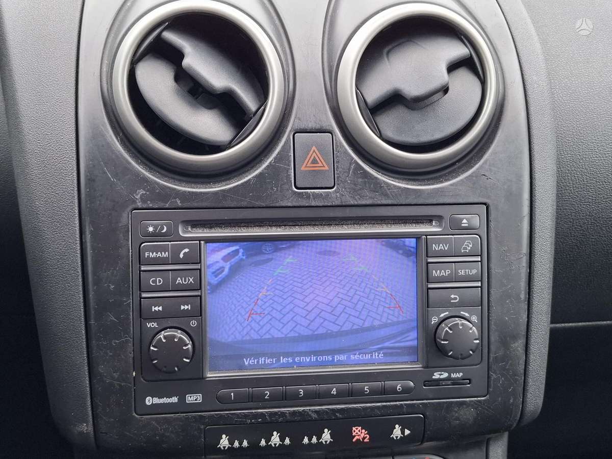 Nissan Qashqai 2009 — photo 12