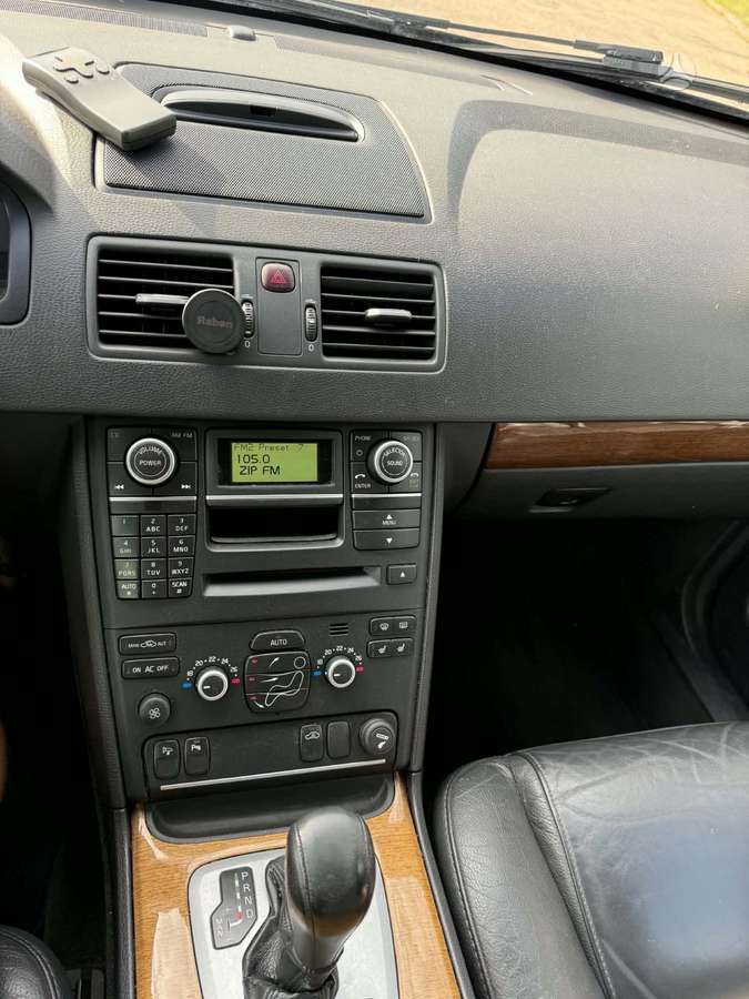 Volvo XC90 2006 — photo 13