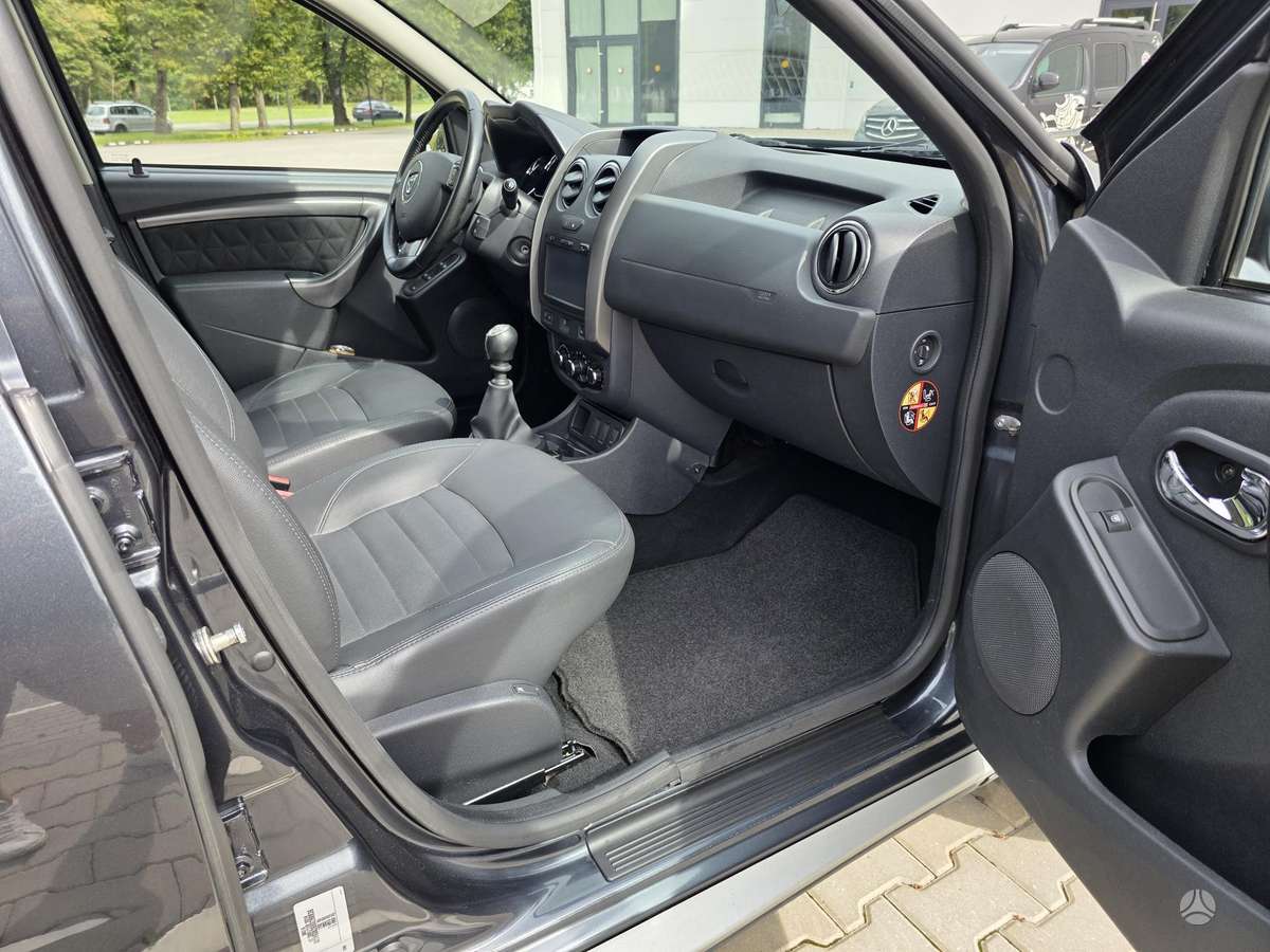 Dacia Duster 2014 — photo 10